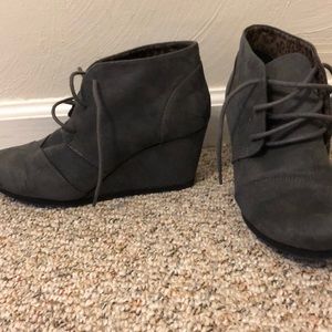 Maurice’s grey wedge bootie